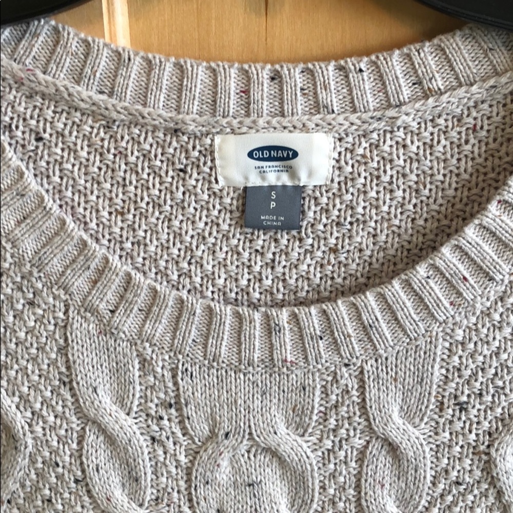Sweater - Picture 4 of 4